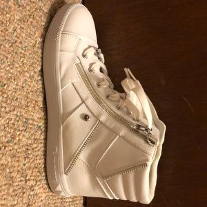 Never worn , white Guess shoes